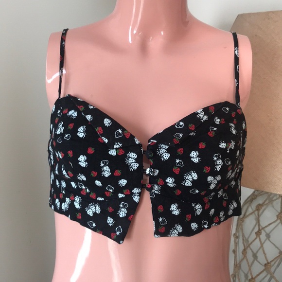 UO Sadie Floral Bralette Top - Picture 5 of 7